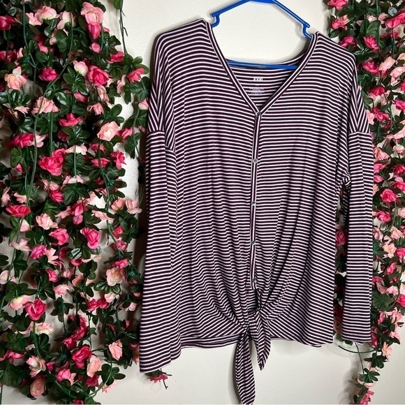 Evri Maroon/Purple White Striped V-Neck Button Up Blouse Womens Plus Size 0X - Picture 2 of 8